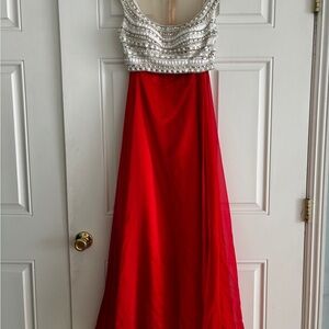 Cinderella Red White Beaded 2-Piece Formal Dress Set Size 6 Prom Gala